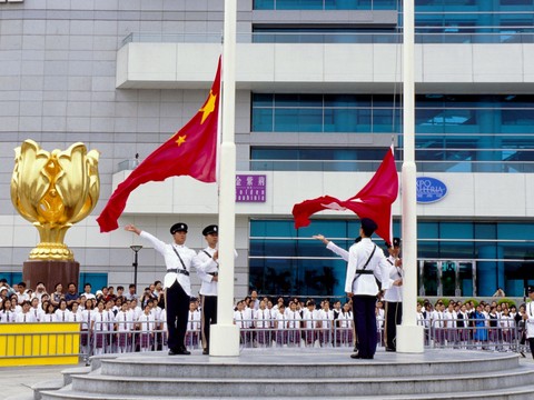 <b>香港澳门城市观光游，玩转迪士尼乐园</b>